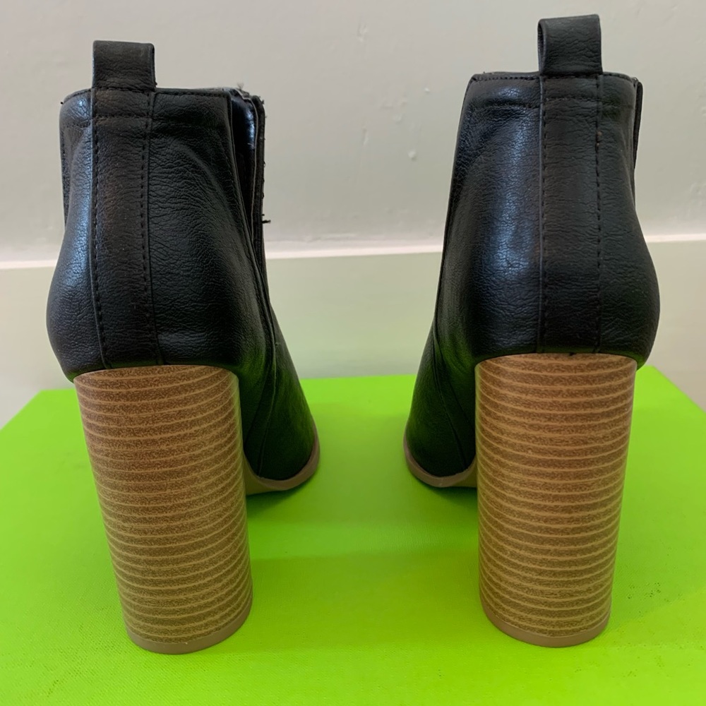 Qupid Black Open Toe Bootie, Size 7 1/2 - image 4